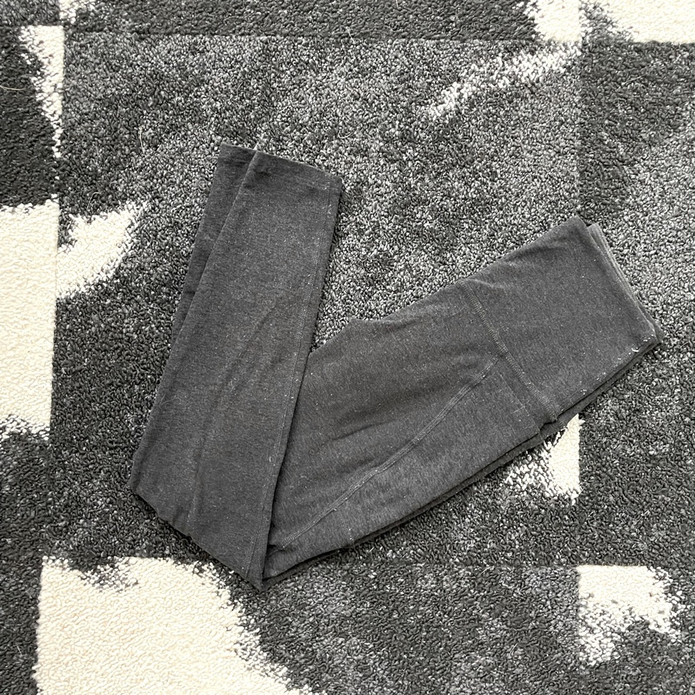 Spacedye Out Of Pocket High Waisted Midi Legging
// Darkest Night XS